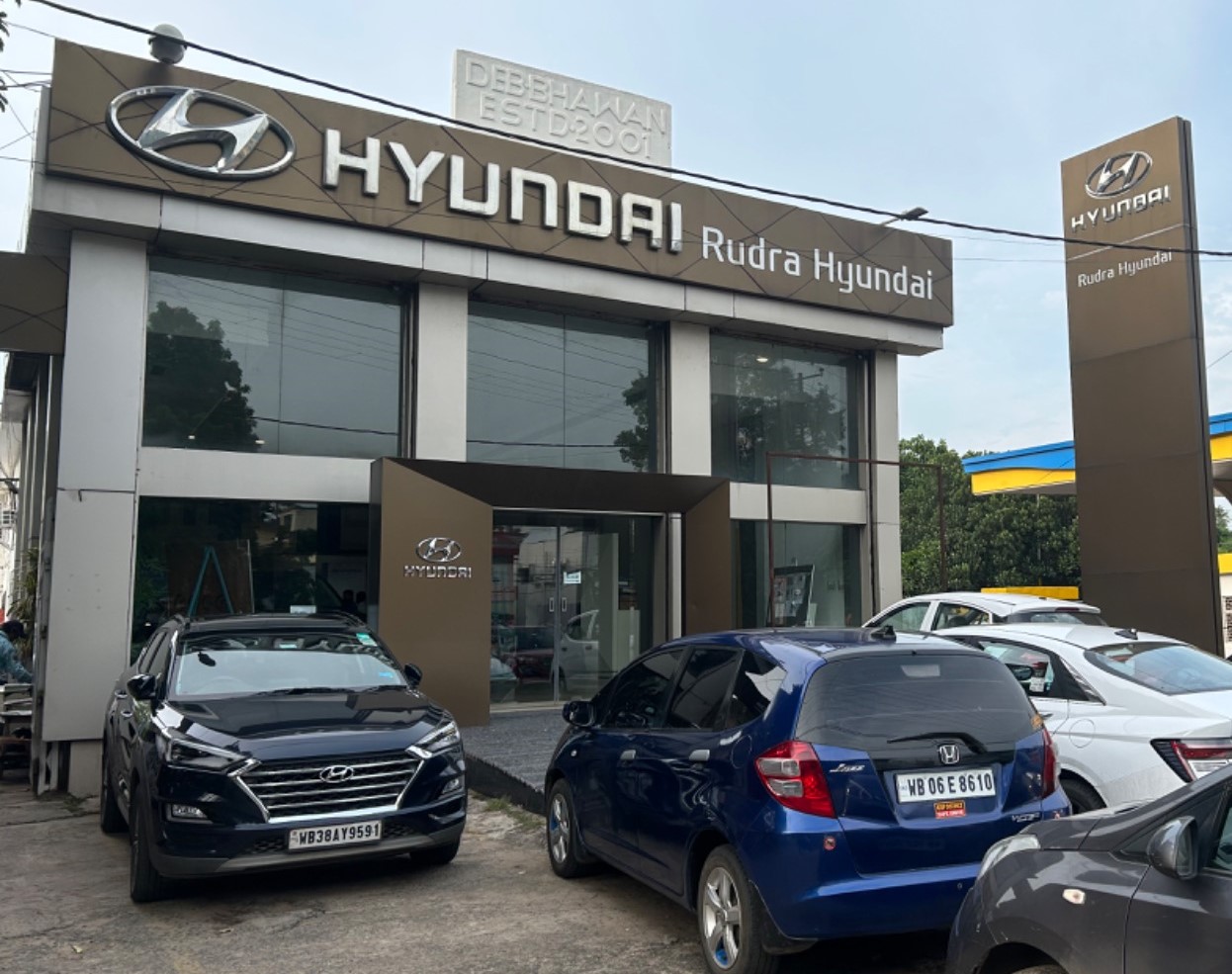 Hyundai Gallery